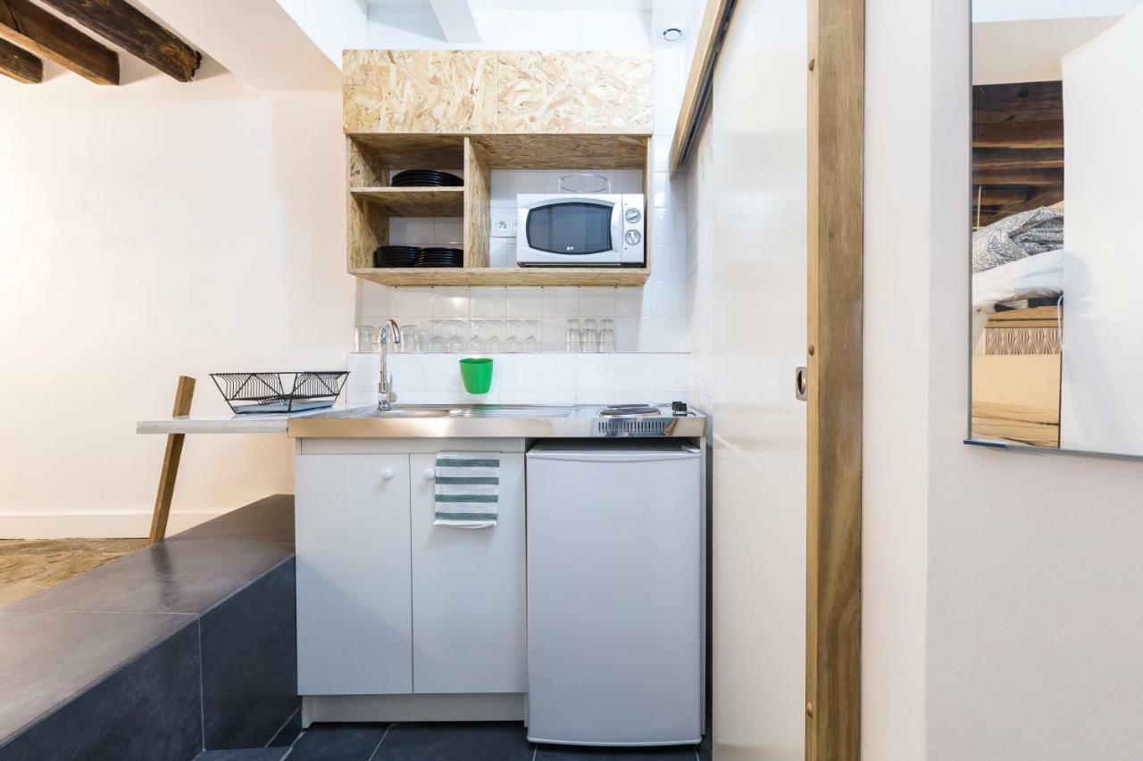 Charming 20M² Near Le Marais Apartment Париж Екстериор снимка